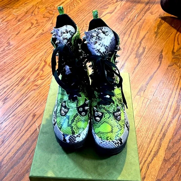 Cape Robbin Moto Boots
Green, Black & White Snake Skin Print Boots 
Size 9.5 - Picture 2 of 3